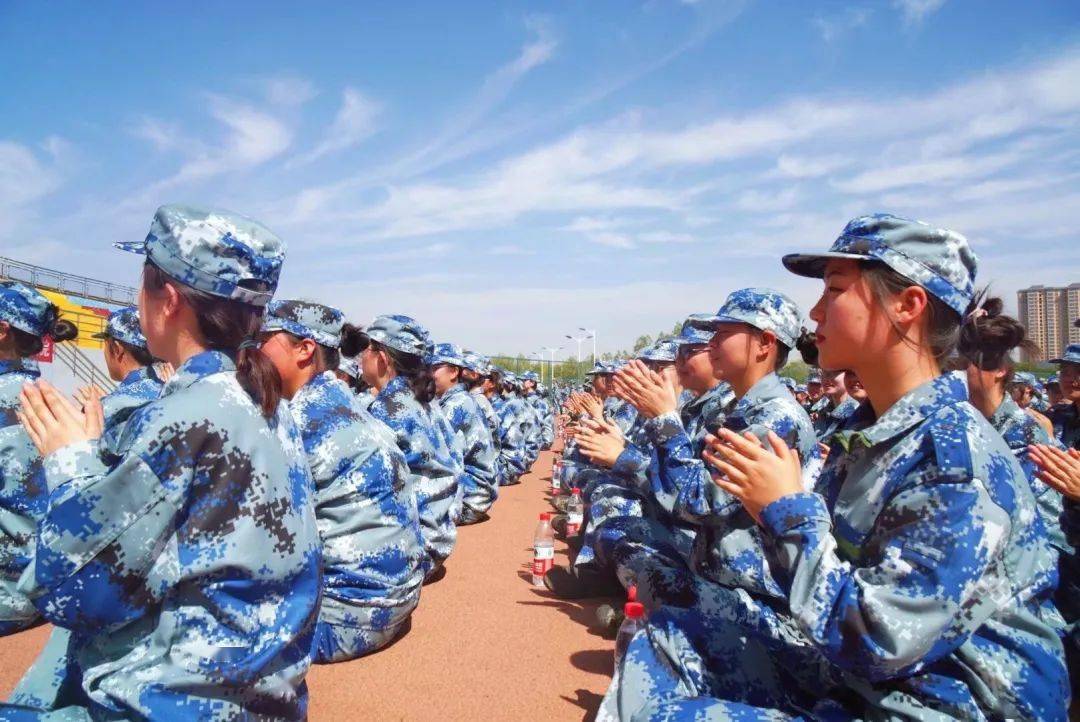 刻苦训练有了回报，奋斗在赛场上绽放